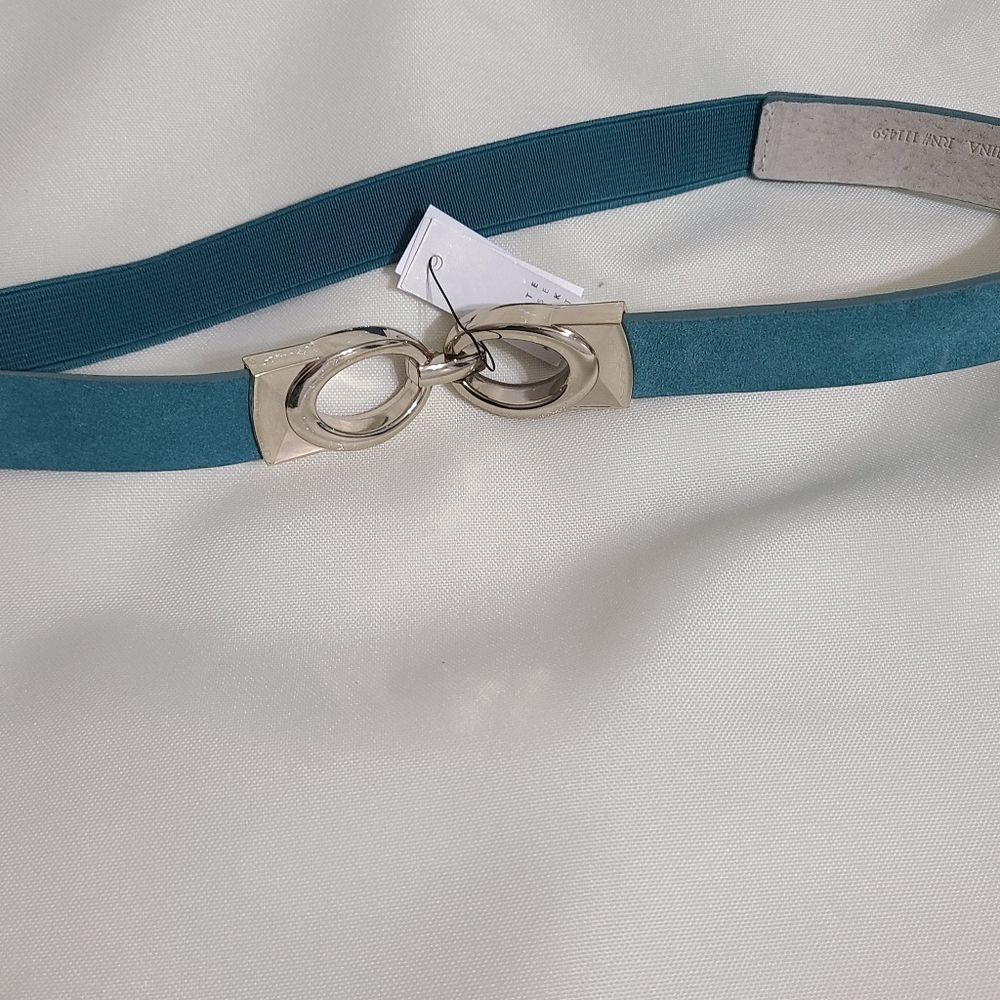 NWOT White House Black Market, shade leather elastic skinny belt